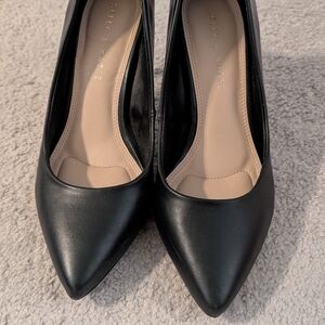 Kelly & Katie Black Women's Pumps